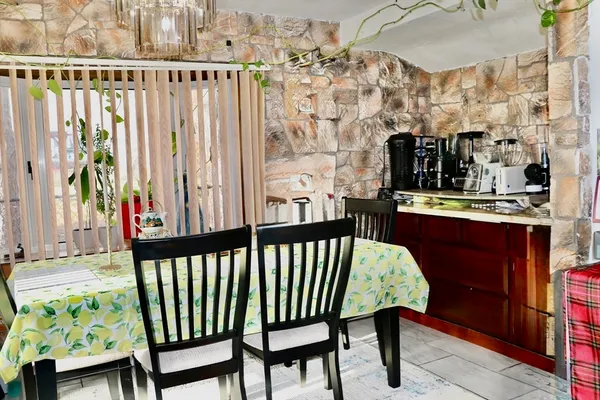 $440,000 | 56 Loxwood Street, Worcester, MA 01604