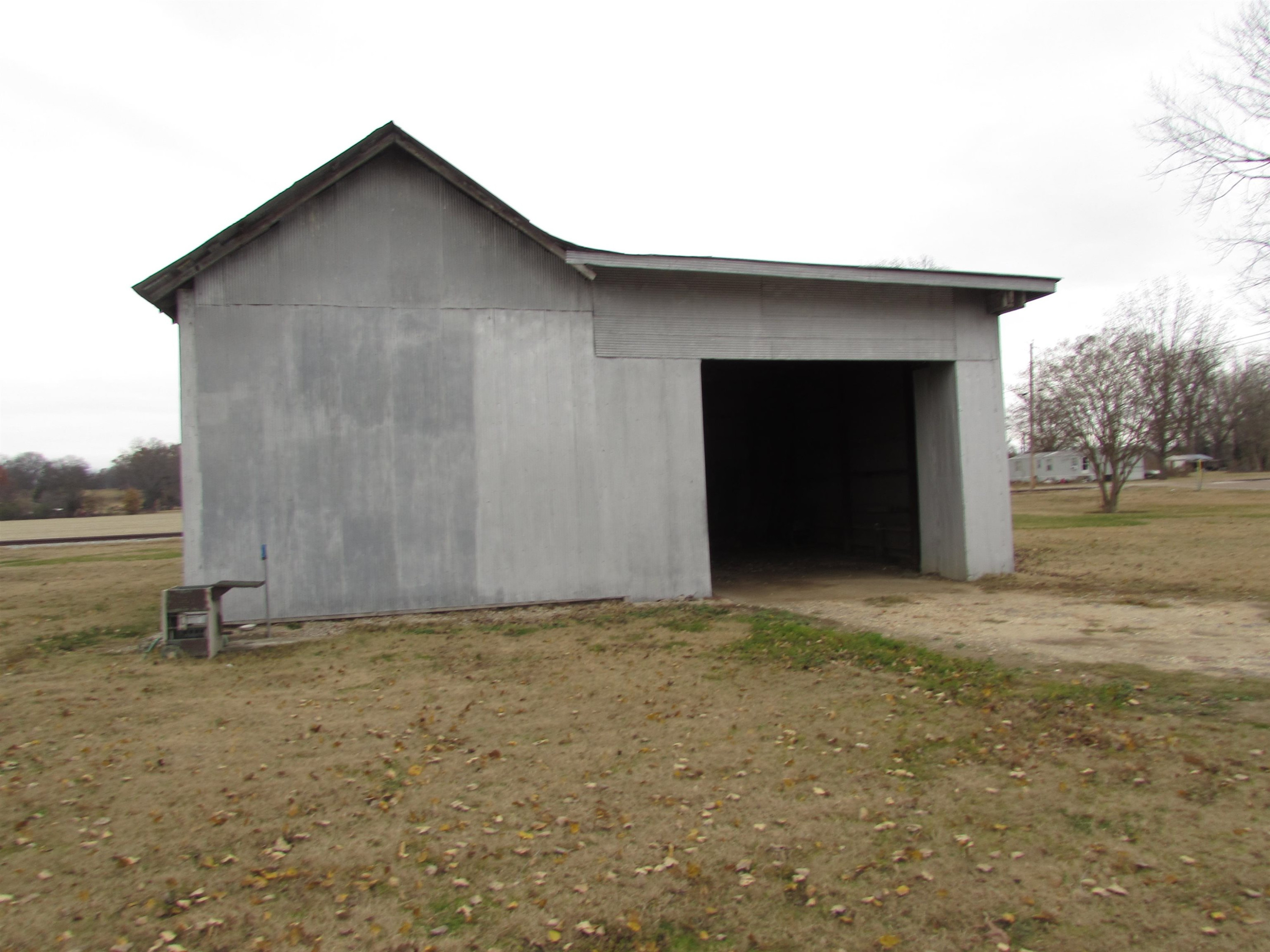 6426 Upper Finley Road Finley, TN 38030 - Photo 24 of 28 Photo 24