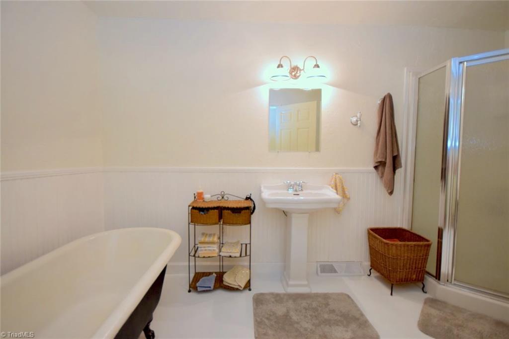 5944 Ridge Road Lexington, NC 27295 - Photo 13 of 29 Gallery Image 13