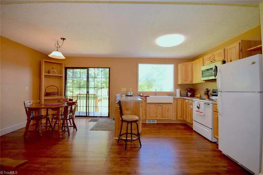 5944 Ridge Road Lexington, NC 27295 - Photo 7 of 29 Gallery Image 7