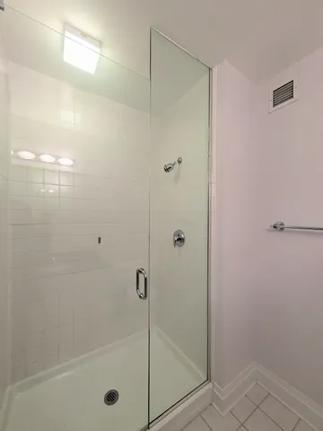 $3,600 | 33 West Ontario Street, Unit 20F, Chicago, IL 60654