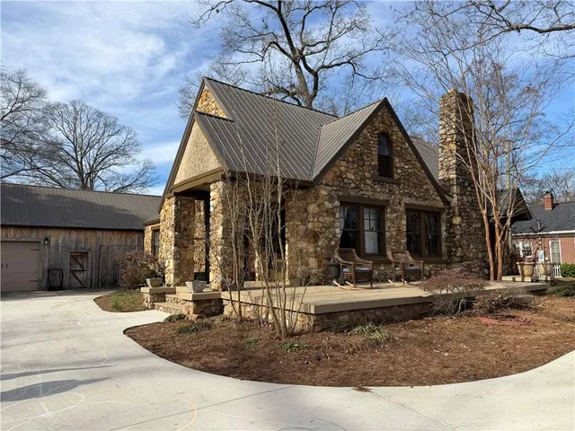 $489,900 | 607 North College Street, Cedartown, GA 30125