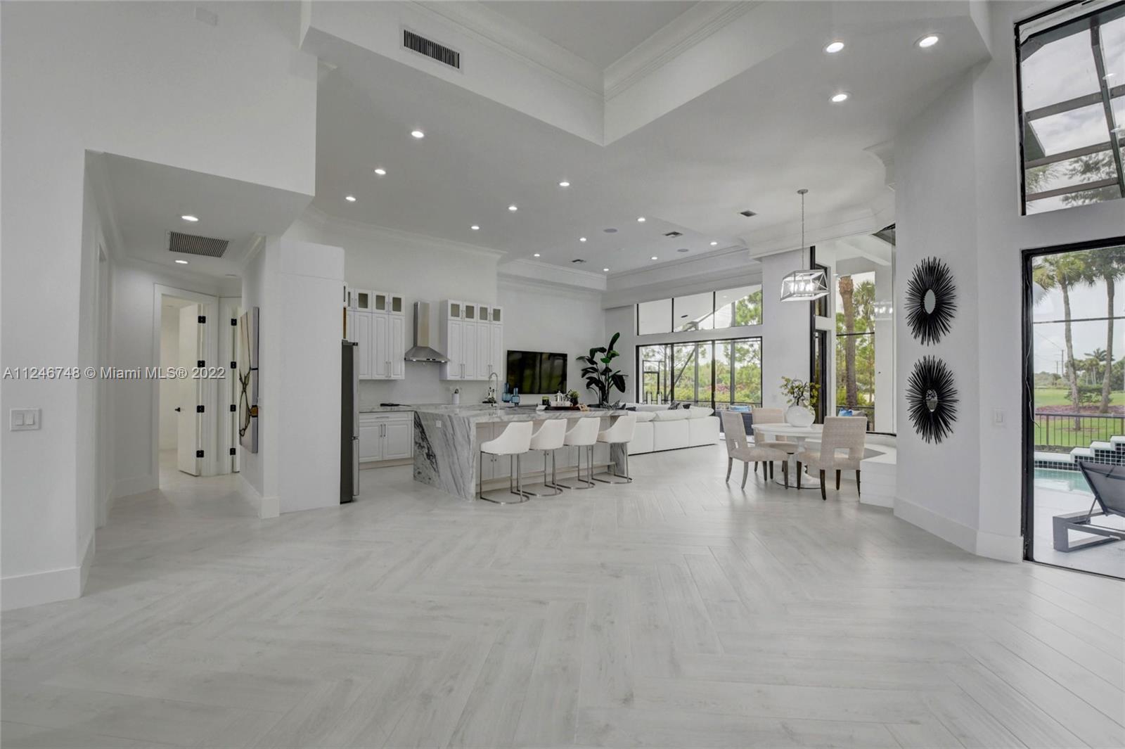 10515 Stonebridge Boulevard Boca Raton, FL 33498 - Photo 12 of 42 Gallery Image 12
