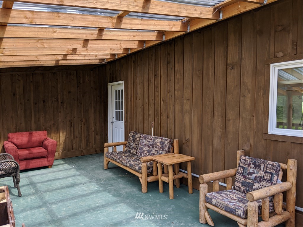 323 West Deep River Road Naselle, WA 98638 - Photo 4 of 32 Gallery Image 4