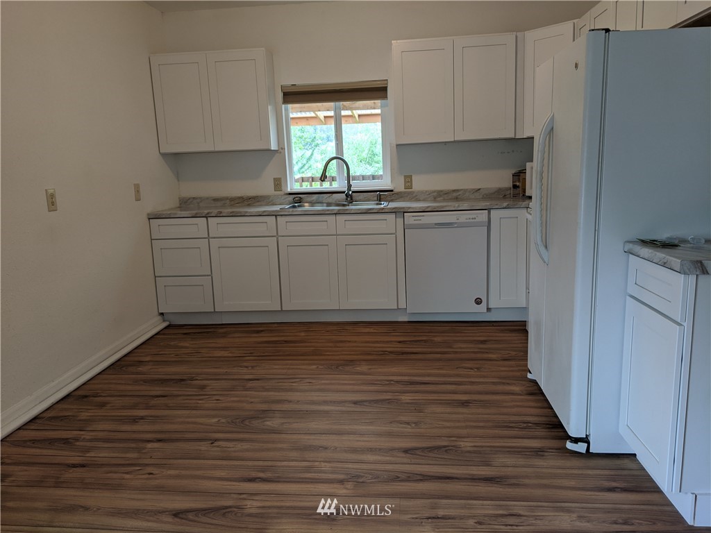 323 West Deep River Road Naselle, WA 98638 - Photo 10 of 32 Gallery Image 10