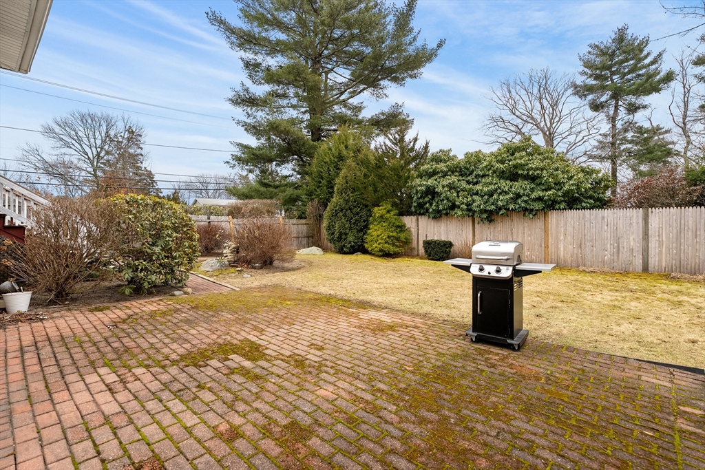 63 Sycamore Street Holbrook, MA 02343 - Photo 40 of 42