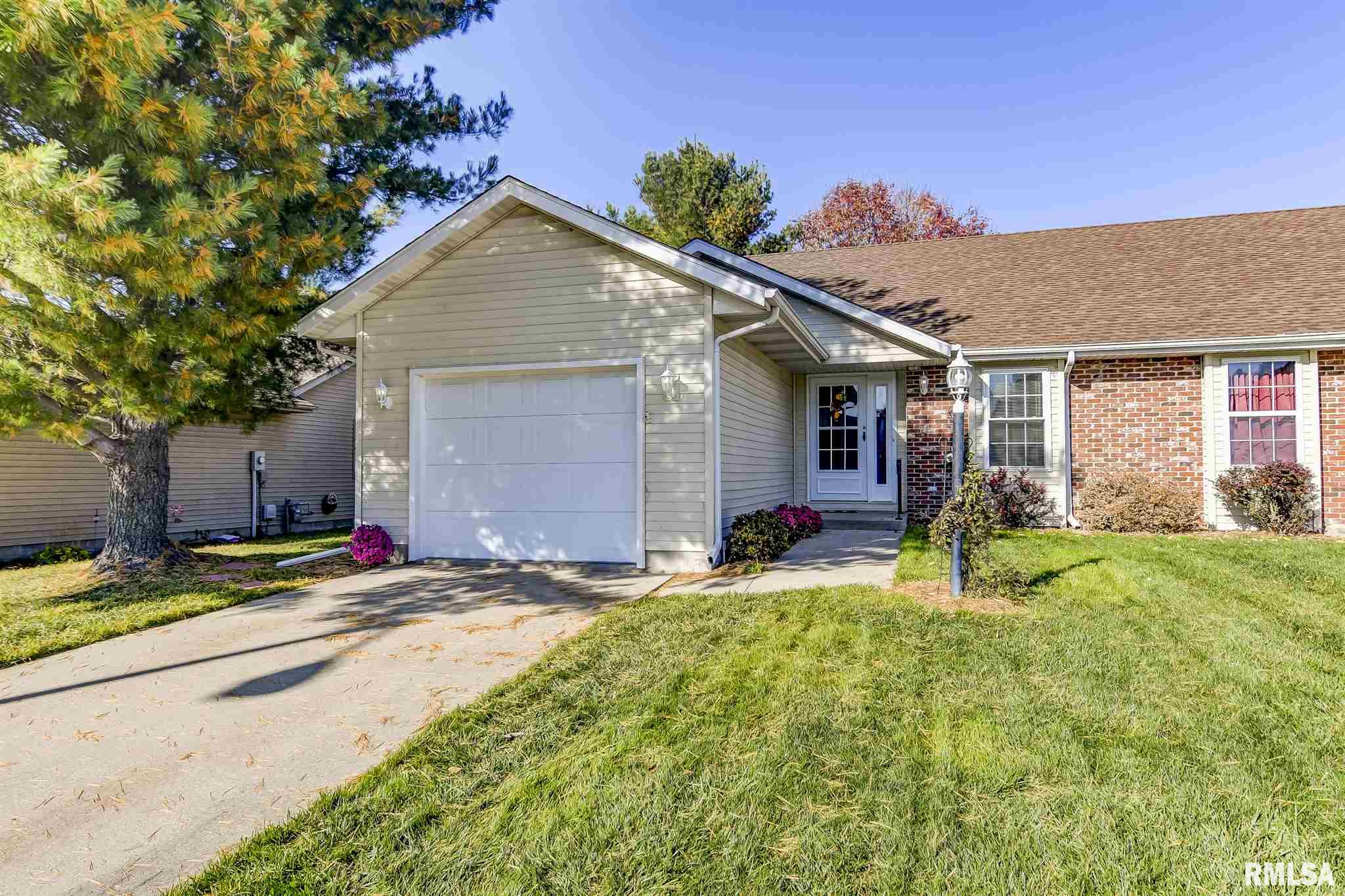 219 Eagle Ridge Drive Chatham, IL 62629 - Photo 1 of 27 Gallery Image 1