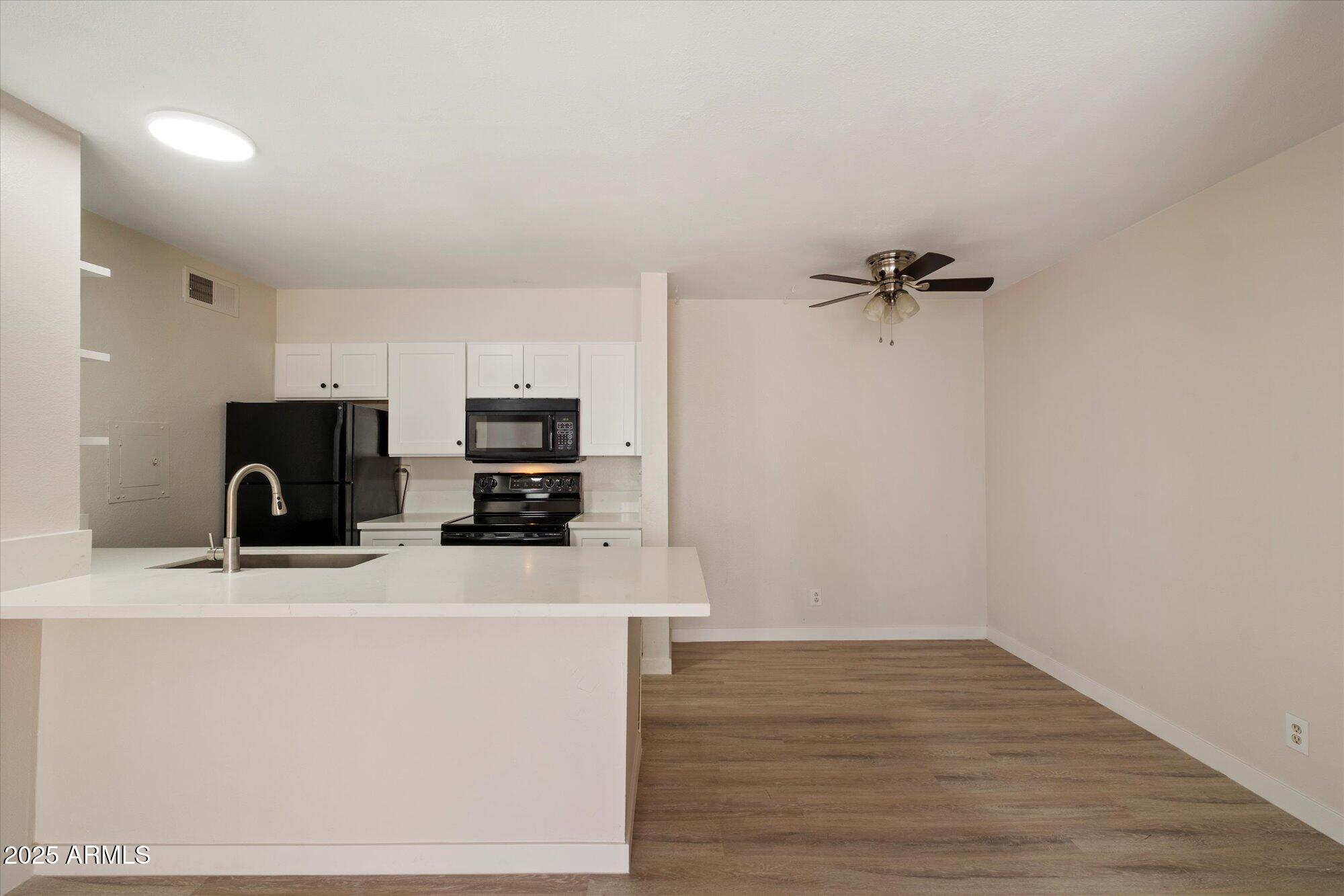 8055 East Thomas Road, Unit A202 Scottsdale, AZ 85251 - Photo 7 of 30