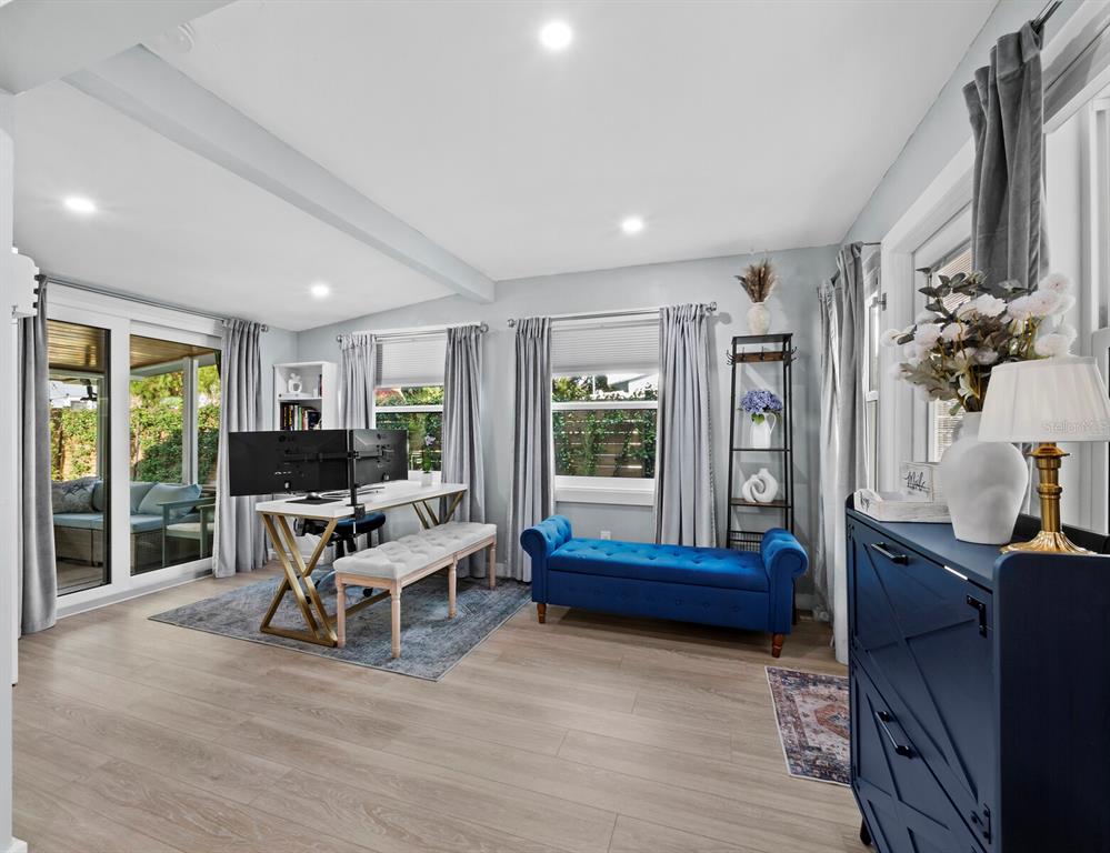 2421 Prospect Street Sarasota, FL 34239 - Photo 11 of 29