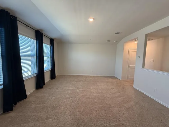 $2,395 | 783 Bayberry Lane, Princeton, TX 75407