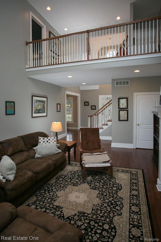 8641 Chambers Road Pinckney, MI 48169 - Photo 7 of 59 4Y0A9097.jpg