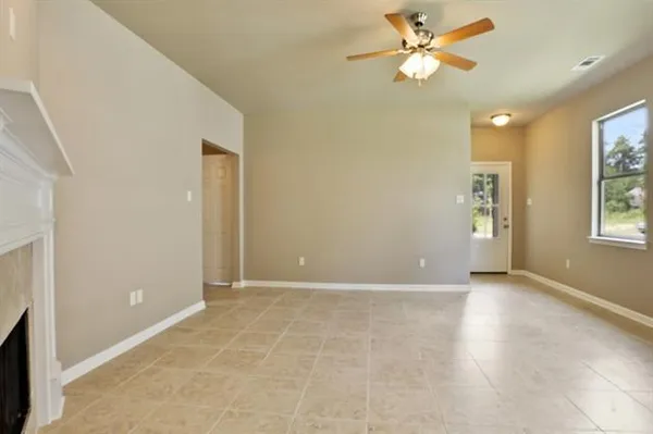 $1,950 | 817 Norval Street, Mandeville, LA 70448
