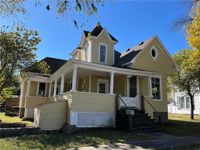 $130,000 | 715 West 4th Street, Cameron, MO 64429