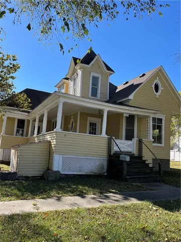 $130,000 | 715 West 4th Street, Cameron, MO 64429