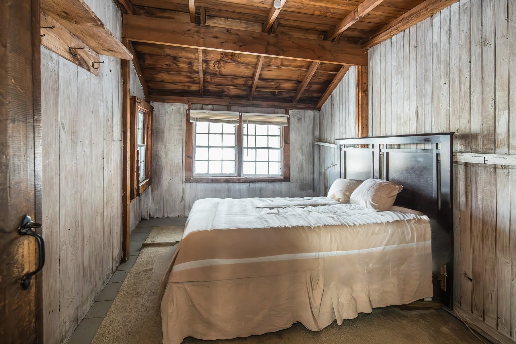 402 Pine Cliff Road Castleton, VT 05732 - Photo 23 of 25