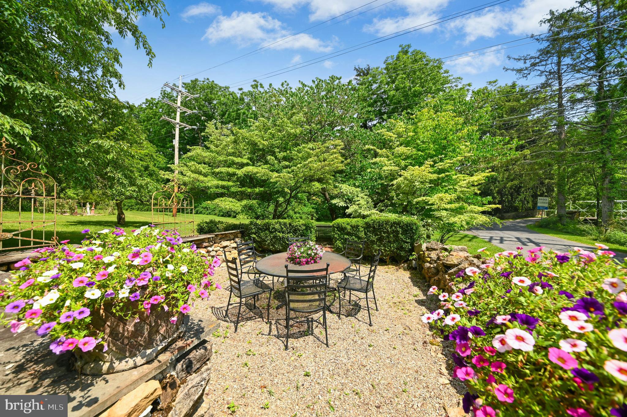1867 Old Mill Road Bethlehem, PA 18015 - Photo 28 of 36