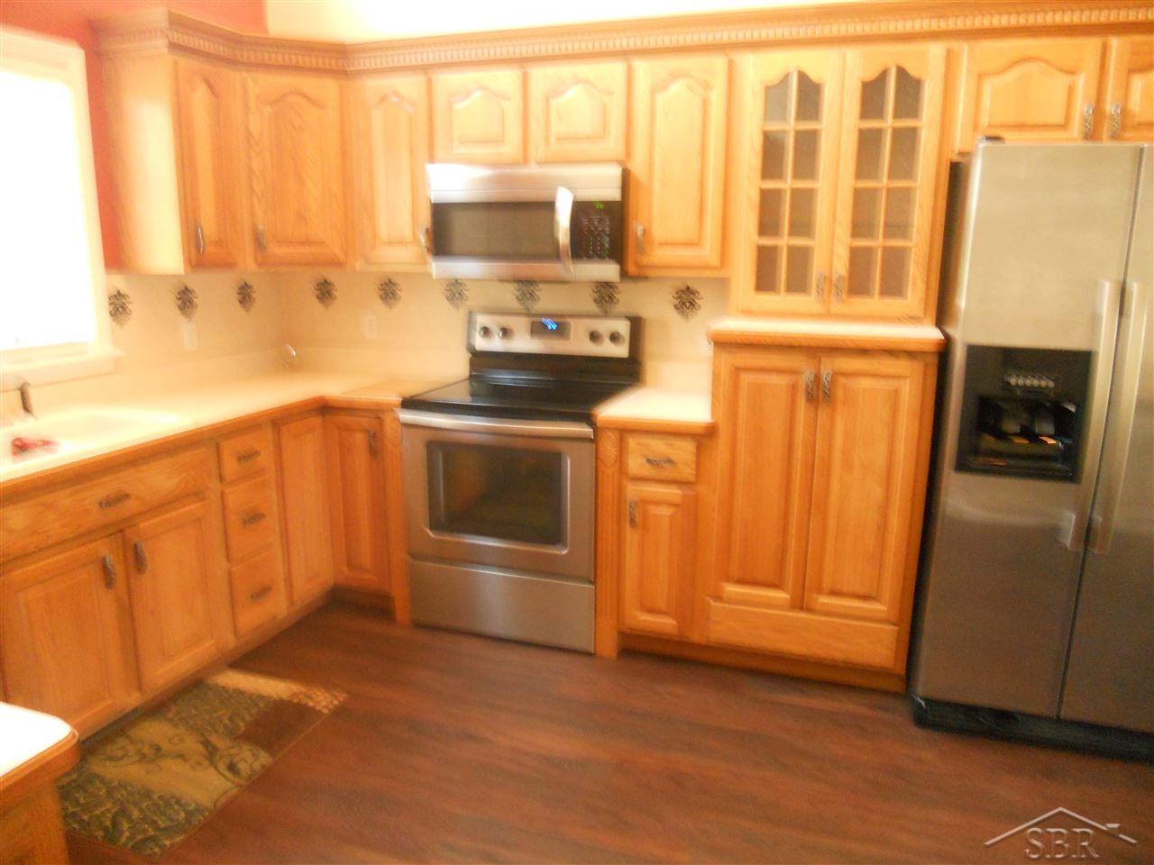 6434 Farrand Road Clio, MI 48420 - Photo 3 of 18 31250468-2.JPG