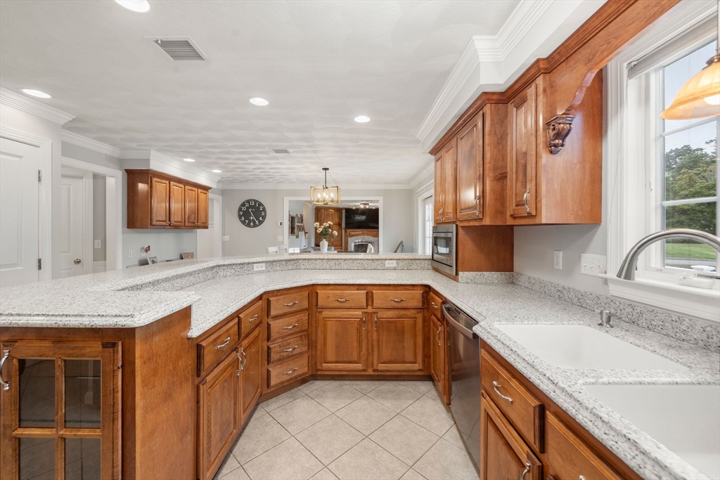 30 Michael Road Attleboro, MA 02703 - Photo 5 of 42 Gallery Image 5