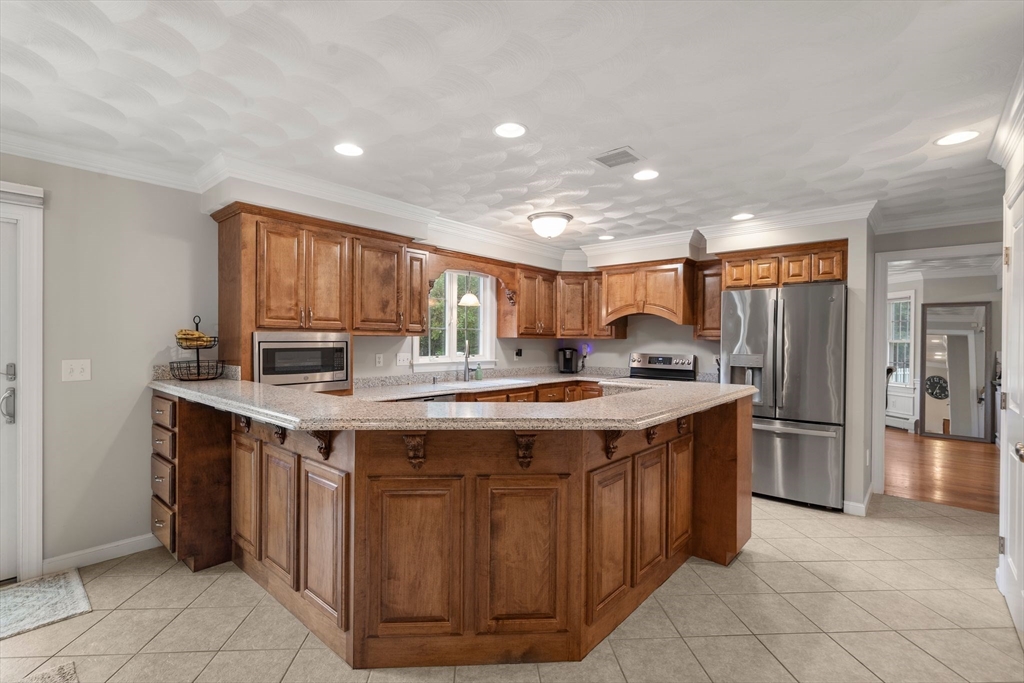 30 Michael Road Attleboro, MA 02703 - Photo 8 of 42 Gallery Image 8