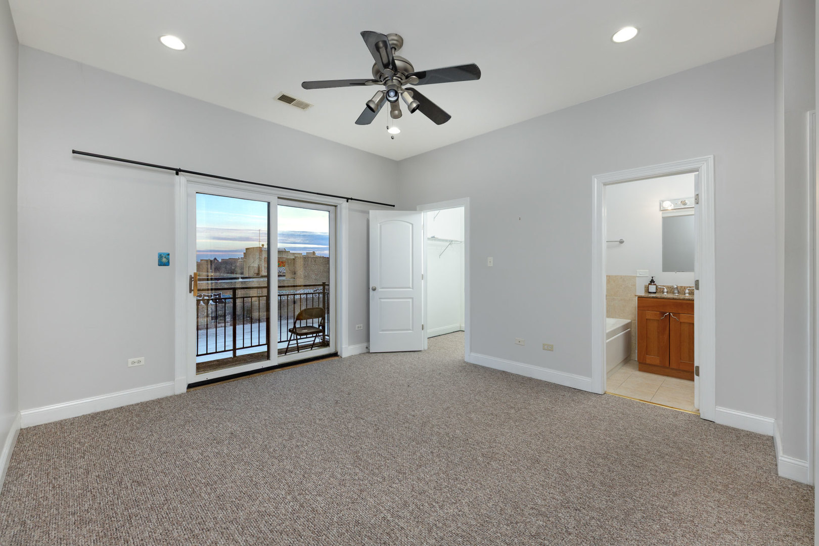 31 East 26th Street, Unit 5 Chicago, IL 60616 - Photo 20 of 40