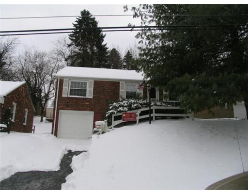 556 Old Farm Road Pittsburgh, PA 15234 - Photo 1 of 1 Exterior Front.