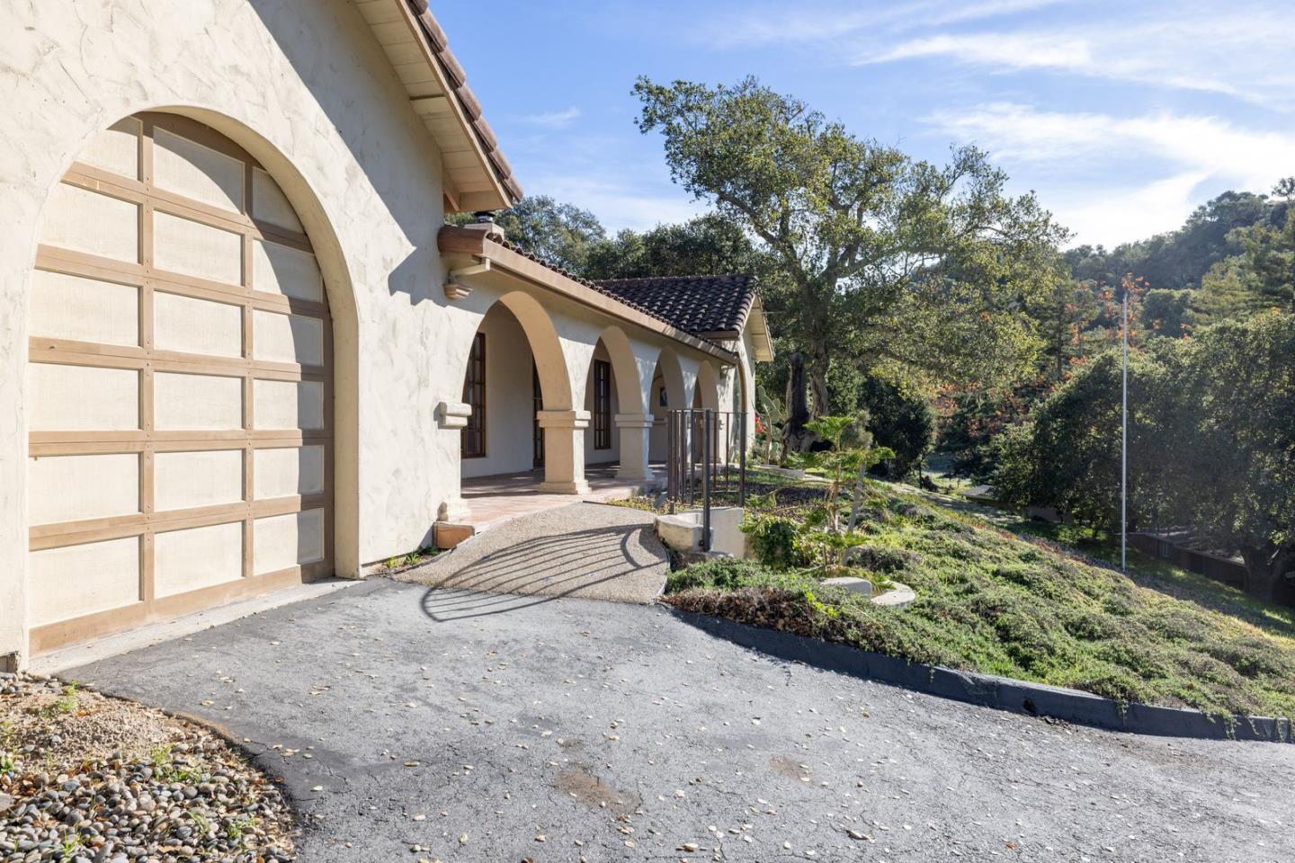 90 Harper Canyon Road Salinas, CA 93908 - Photo 3 of 47