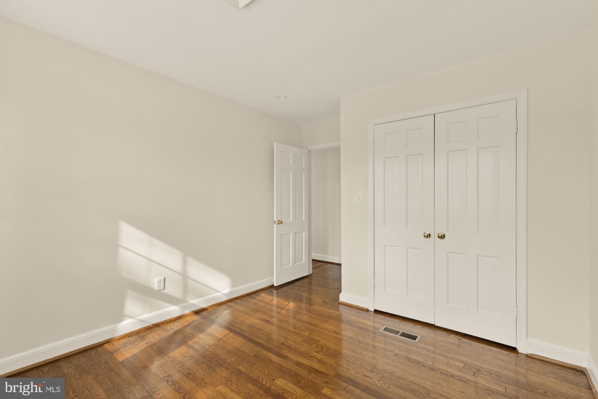 2736 Stephenson Lane Northwest Washington, DC 20015 - Photo 20 of 46