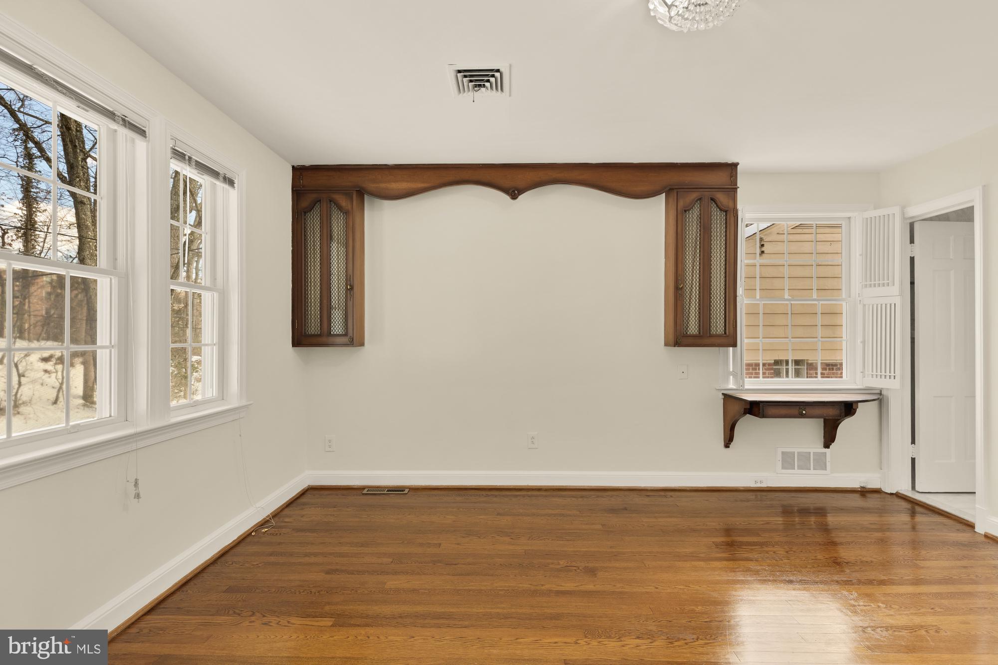 2736 Stephenson Lane Northwest Washington, DC 20015 - Photo 25 of 46