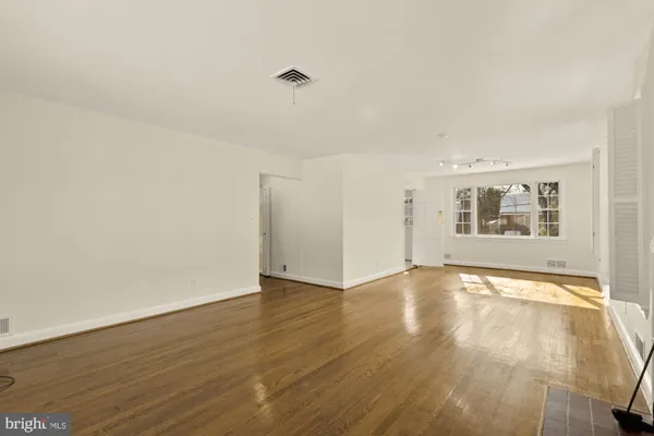 $5,500 | 2736 Stephenson Lane Northwest, Washington, DC 20015