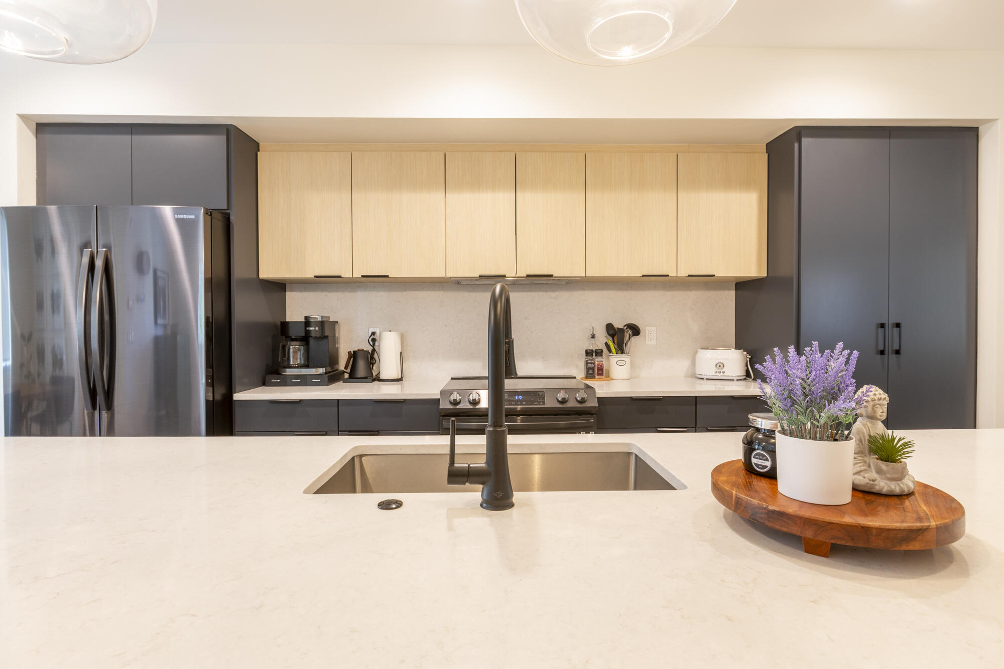 410 North River Street, Unit 10 Hailey, ID 83333 - Photo 4 of 22 Kitchen 3