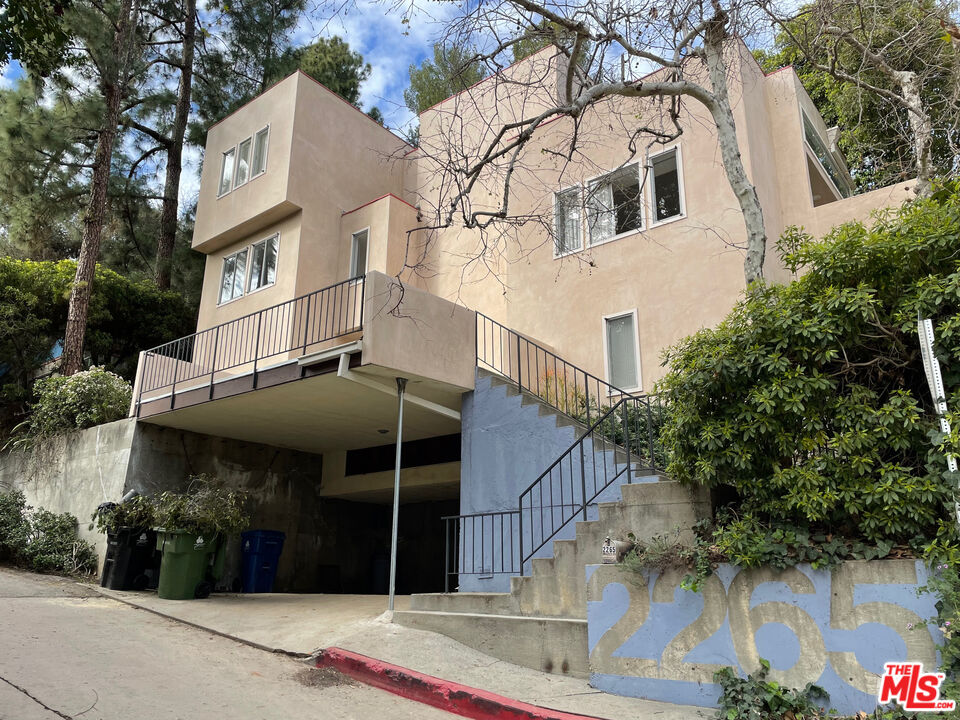 2265 Beverly Glen Place, Los Angeles, CA 90077 Compass