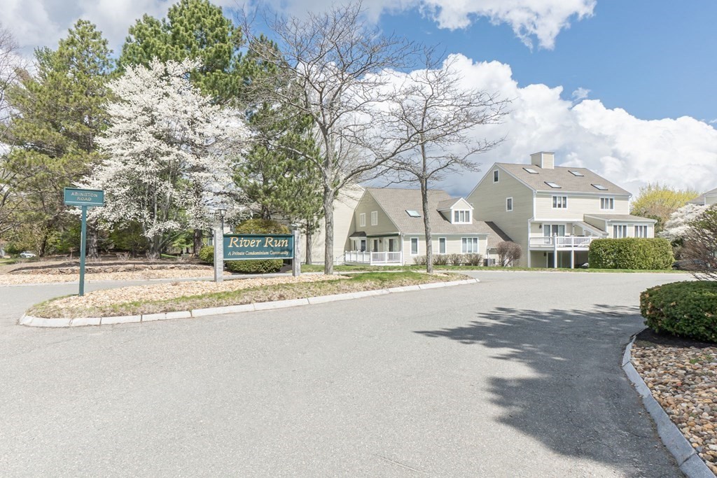 33 Abington Road, Unit 33 Danvers, MA 01923 - Photo 2 of 42 Gallery Image 2