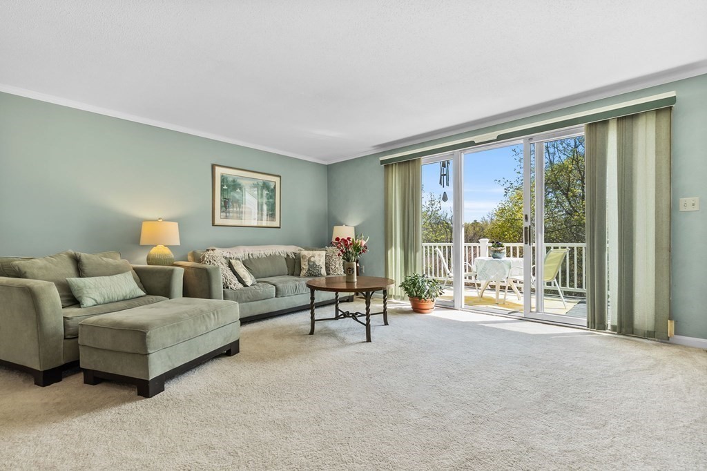33 Abington Road, Unit 33 Danvers, MA 01923 - Photo 6 of 42 Gallery Image 6
