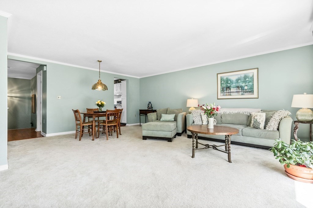 33 Abington Road, Unit 33 Danvers, MA 01923 - Photo 10 of 42 Gallery Image 10