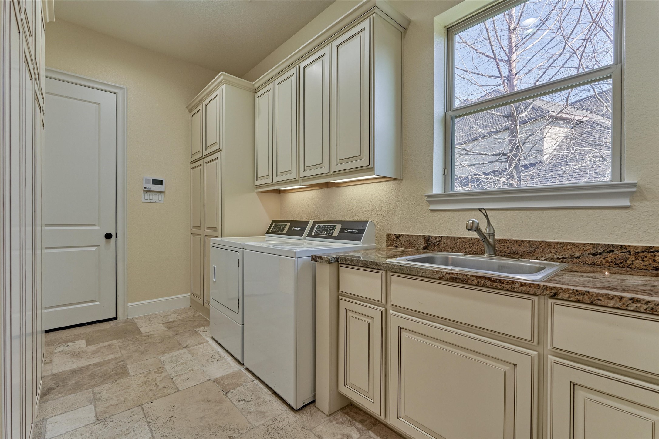 6 South Sage Sparrow Circle Spring, TX 77389 - Photo 39 of 48