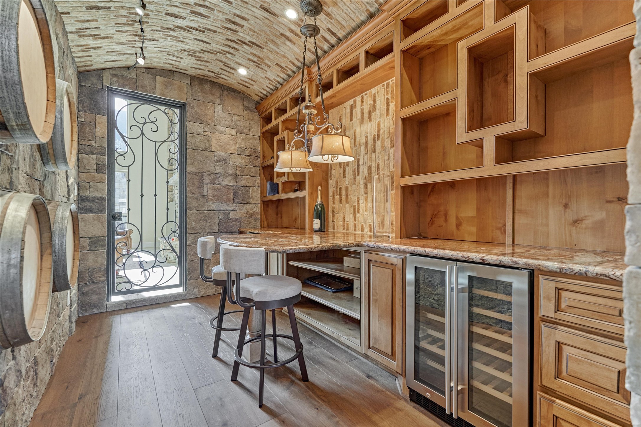 6 South Sage Sparrow Circle Spring, TX 77389 - Photo 9 of 48