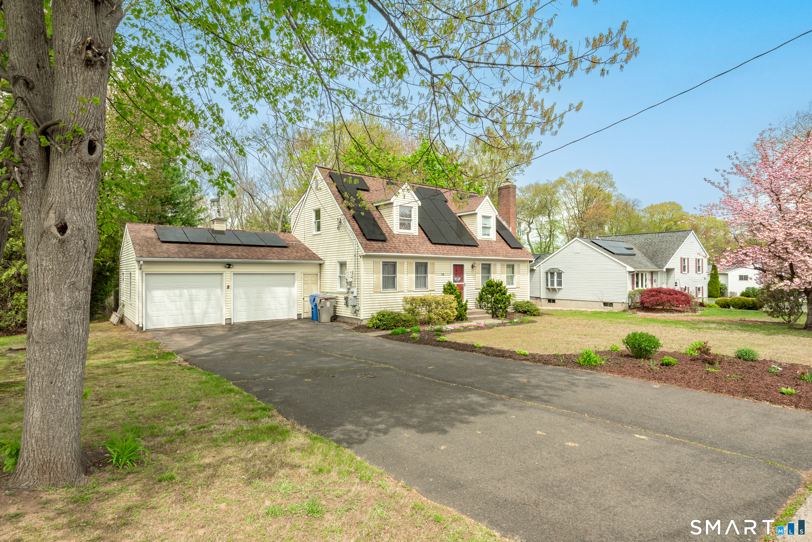75 Village Street Bristol, CT 06010 - Photo 1 of 40