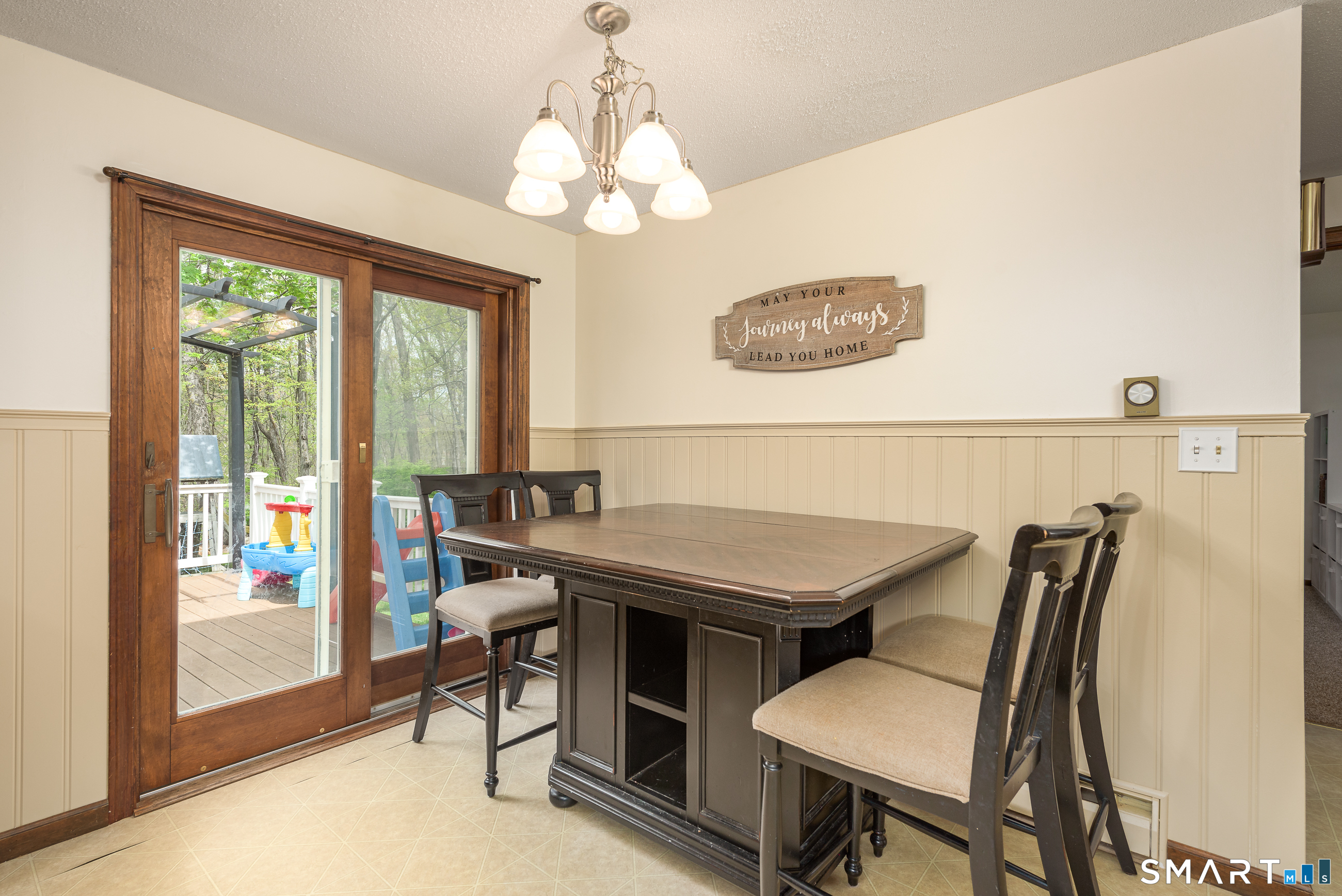 75 Village Street Bristol, CT 06010 - Photo 13 of 40