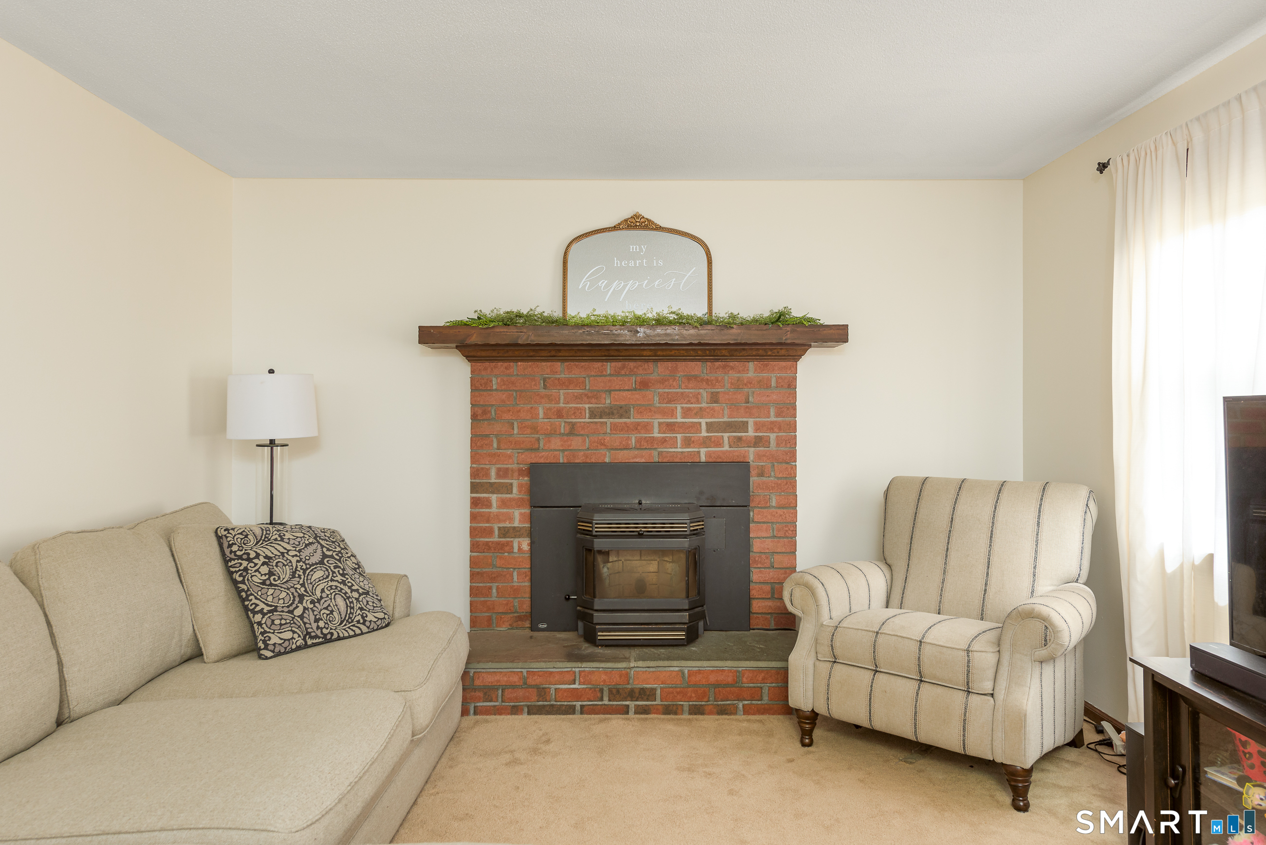 75 Village Street Bristol, CT 06010 - Photo 8 of 40