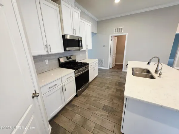 $2,295 | 474 Shetland Drive, St. Johns, FL 32259