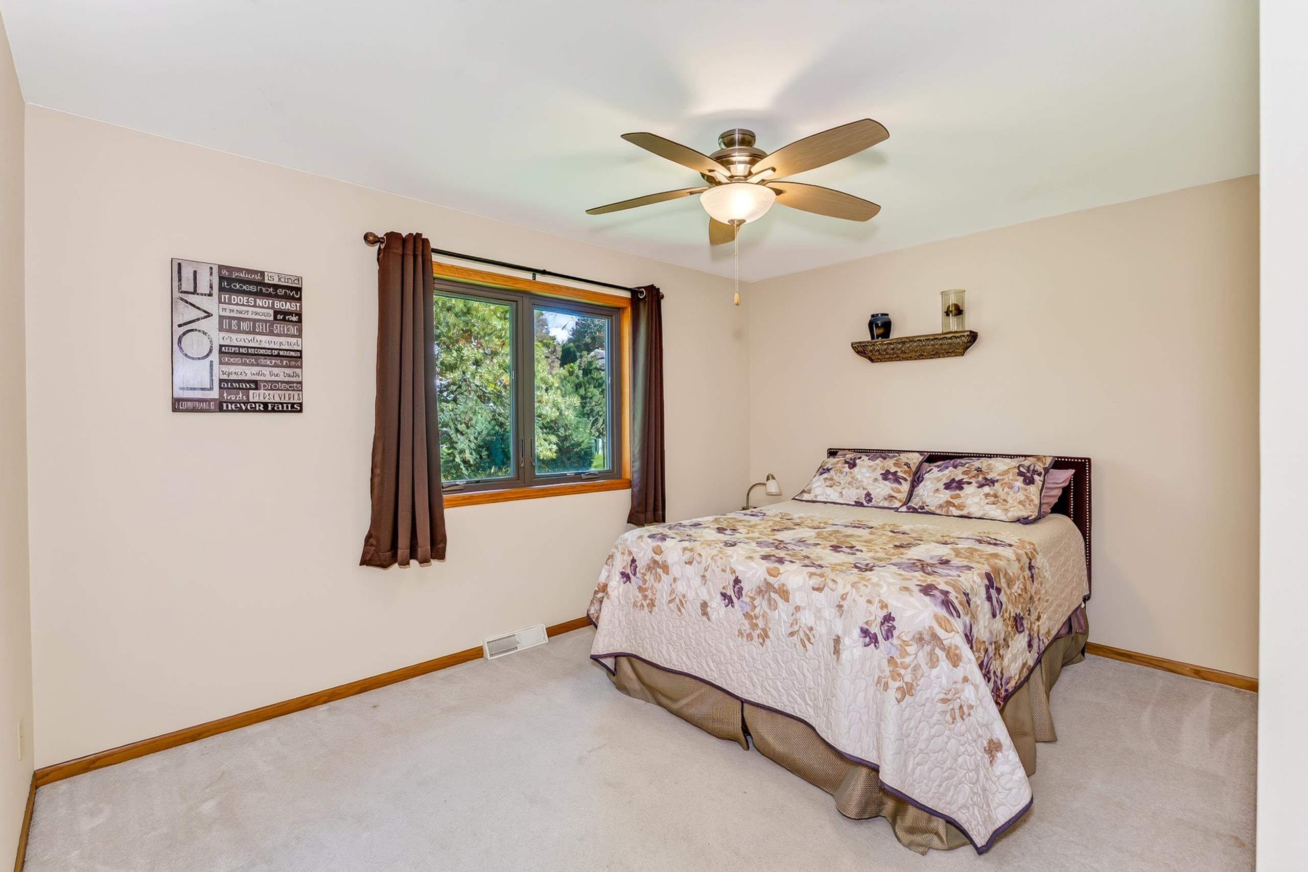 1828 Buckingham Road Stoughton, WI 53589 - Photo 15 of 33 Gallery Image 15