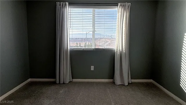 $1,795 | 7030 Skyline Blue Street, North Las Vegas, NV 89086