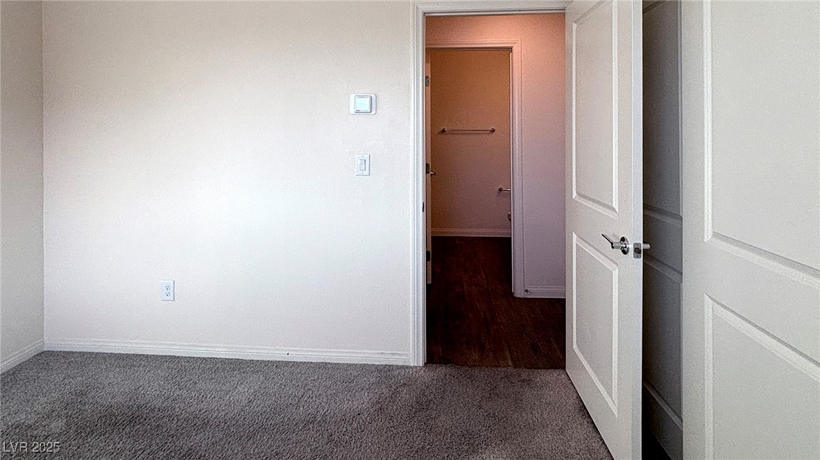 7030 Skyline Blue Street North Las Vegas, NV 89086 - Photo 8 of 37