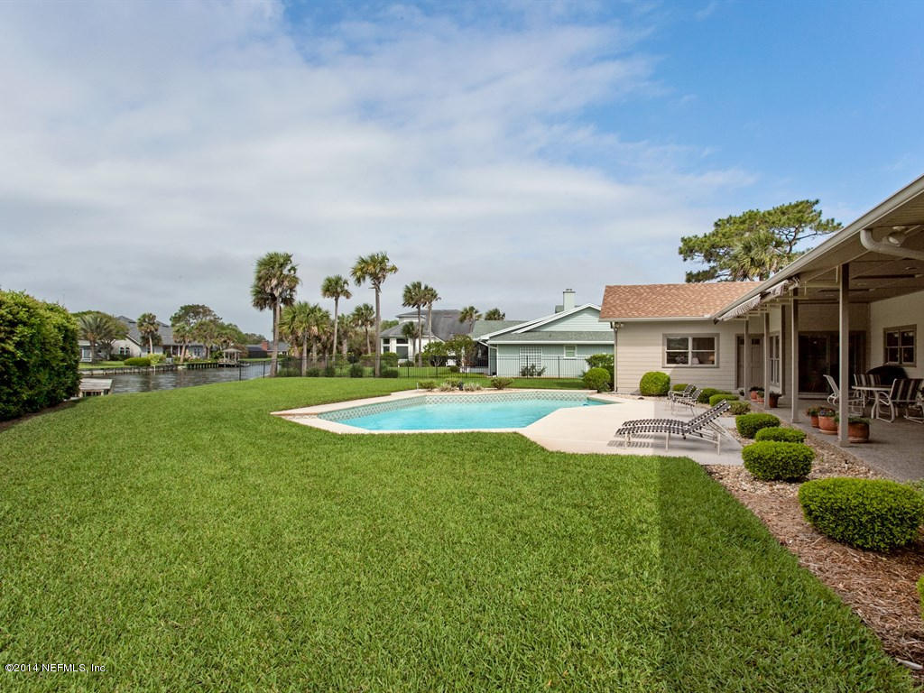 542 Lake Road Ponte Vedra Beach, FL 32082 - Photo 33 of 37 029_Backyard
