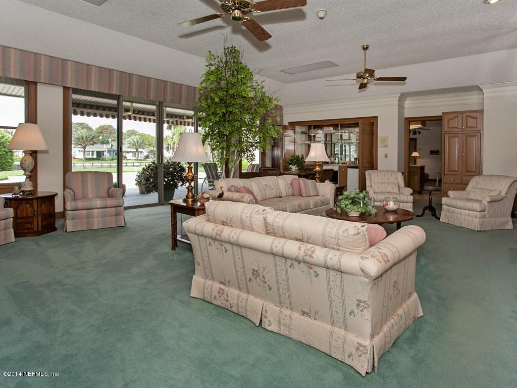542 Lake Road Ponte Vedra Beach, FL 32082 - Photo 8 of 37 006_Great Room