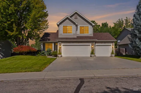 $725,000 | 2468 East Heathfield Court, Eagle, ID 83616