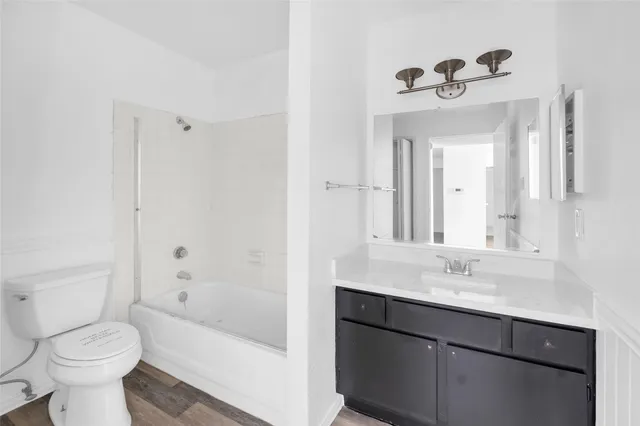 $116,000 | 18511 Egret Bay Boulevard, Unit 502, Webster, TX 77058