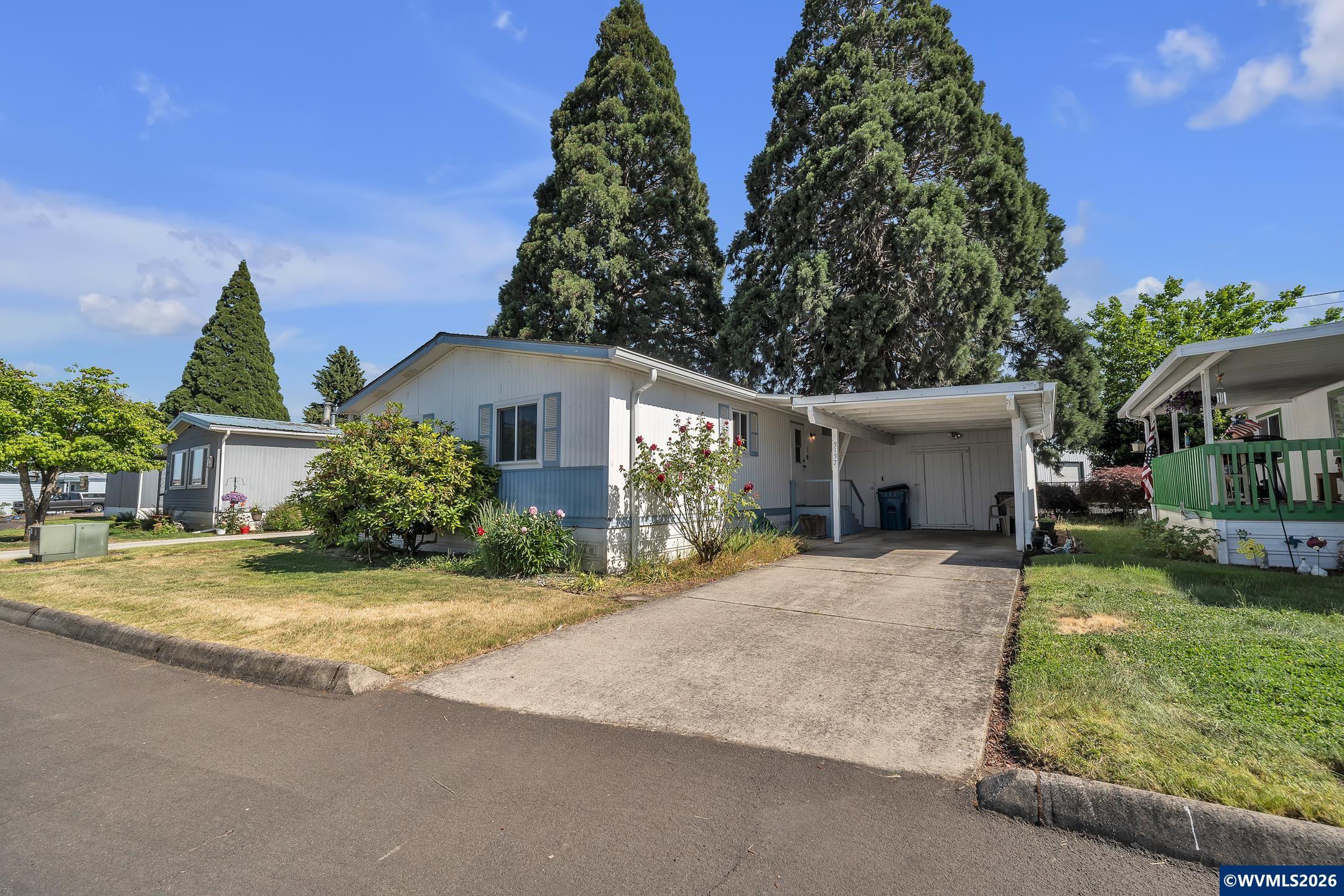 3137 Rainbow Loop, Unit 6 Hubbard, OR 97032 - Photo 2 of 20