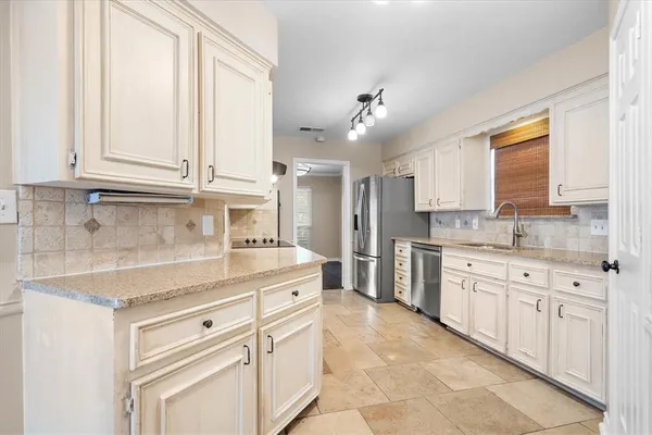 $2,900 | 3309 Appalachian Way, Plano, TX 75075