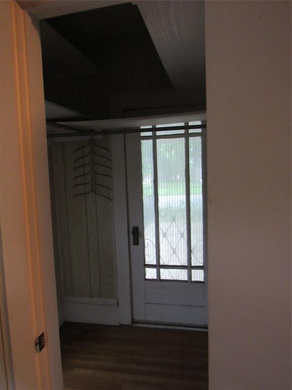 101 East Murray Street Denison, TX 75021 - Photo 23 of 32 a view of empty room